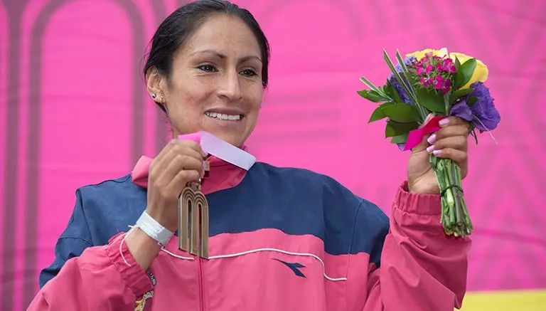 Gladys Tejeda pierde el oro del maratón de Toronto 2015 por dopaje