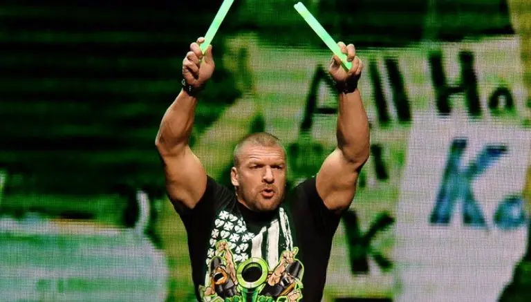 Triple H homenajeará a Lemmy en Wrestlemania 32