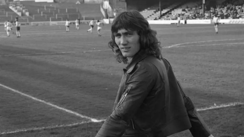 Robin Friday cambió el futbol por sus adicciones