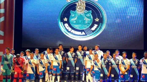 Puebla estrena uniformes y escudo para el A2016