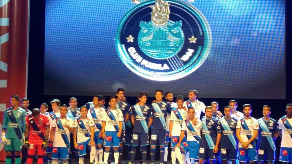 Puebla estrena uniformes y escudo para el A2016