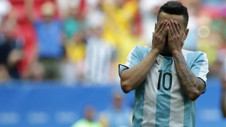 Argentina empata contra Honduras y queda fuera de Río 2016