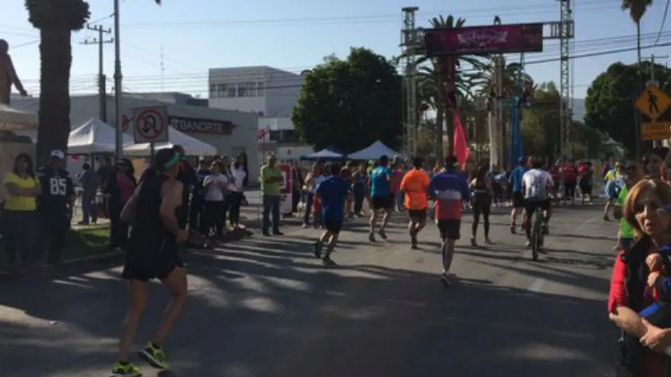 Kenianos se imponen en el Maratón Lala