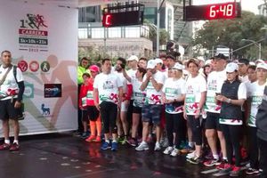 5 mil personas en la carrera "Moviendo a México por tu Salud"
