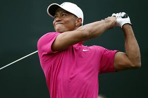 Tiger Woods cumple 40 años en un 2015 para el olvido