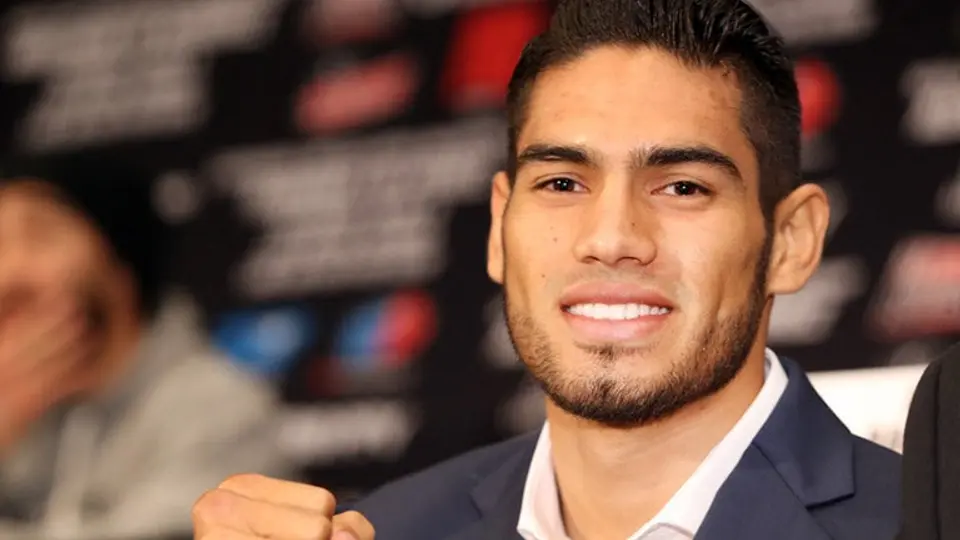 Zurdo Ramírez, por corona histórica en boxeo mexicano
