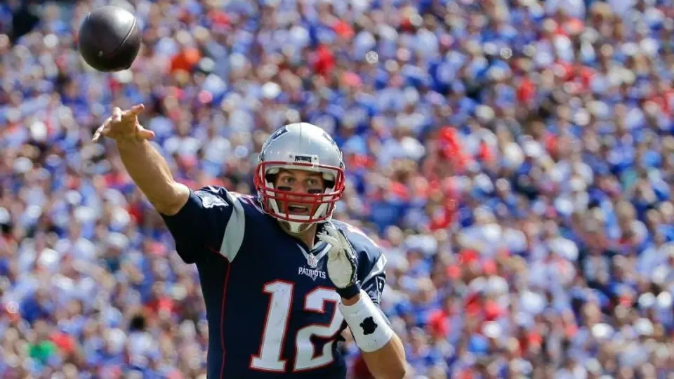 Tom Brady guía victoria de Patriotas sobre Bills