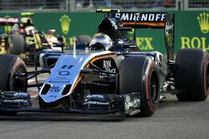 Checo dejaría Force India por Lotus en 2016