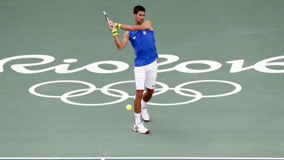 Djkovic deja ir otra medalla al perder contra Brasil en dobles