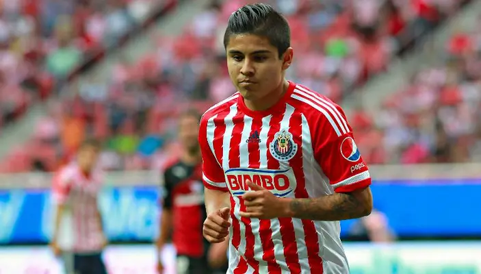 Chofis López revela cómo fue su salida de Chivas ante caso polémico de Dieter Villalpando