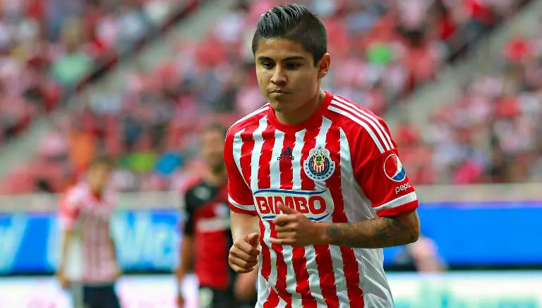 Chofis López revela cómo fue su salida de Chivas ante caso polémico de Dieter Villalpando