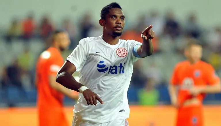 Eto'o frena publicación del libro 'Venganza Porno'