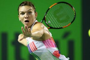 Halep se repone y mantiene paso firme en el Miami Open