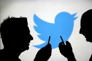 Twitter prueba opción para agregar gifs