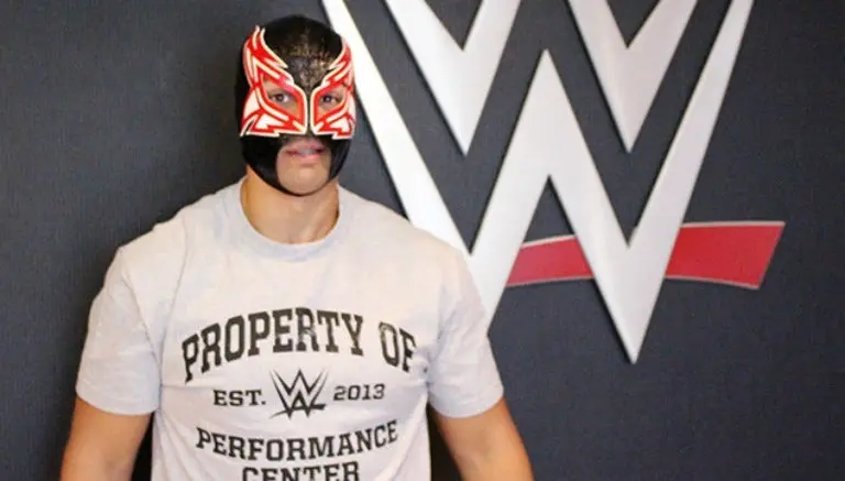 Magno, despedido de la WWE