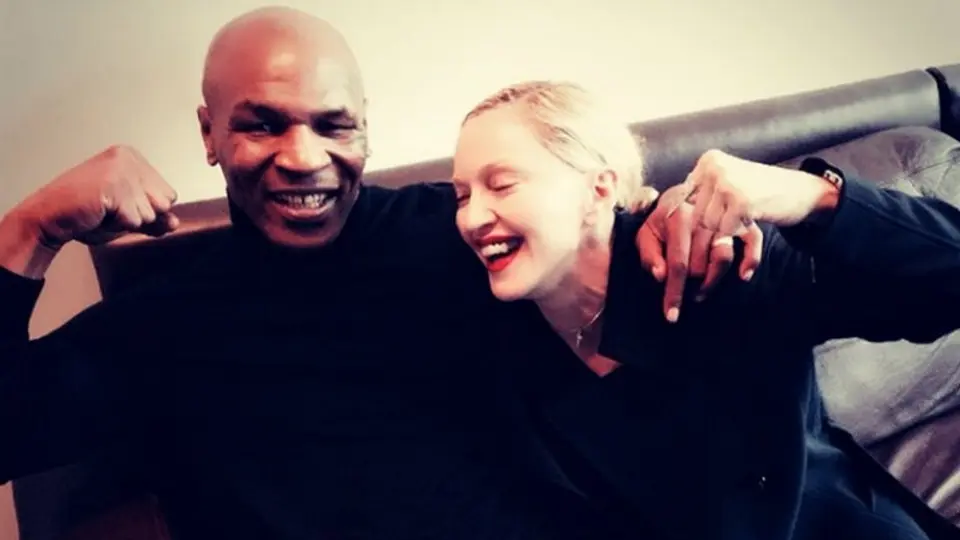 Mike Tyson y sus shows fuera del ring