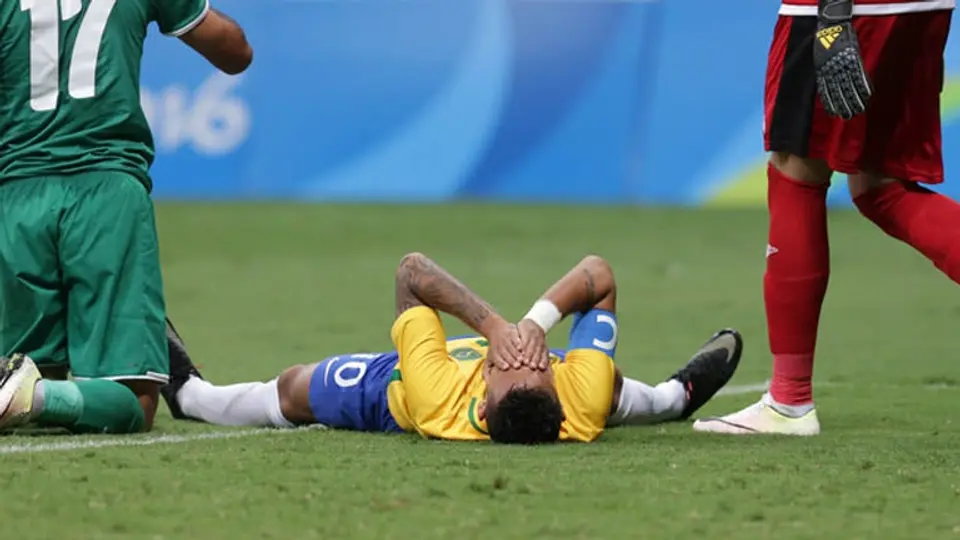 Brasil empata con Irak y peligra su clasificación