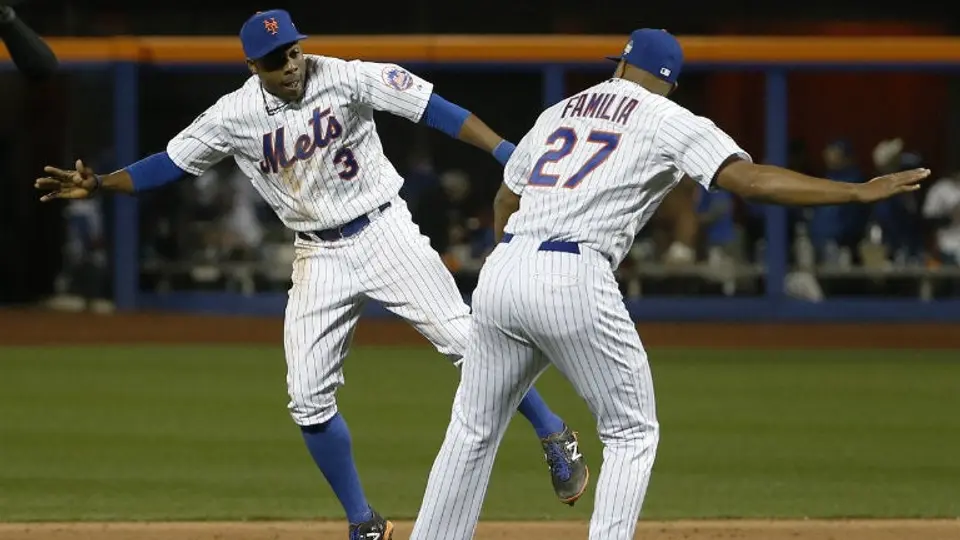 Syndergaard y compañía acercan a Mets en Serie Mundial
