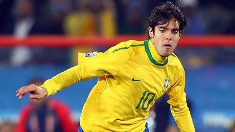 Kaká considera que aún puede aportar mucho a Brasil