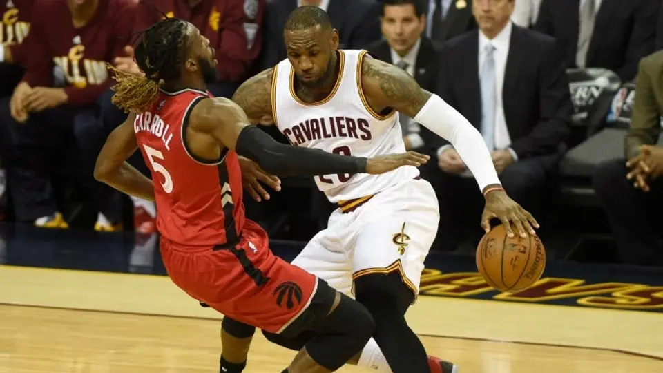 Cavaliers sigue perfecto en Playoffs y domina a Raptors