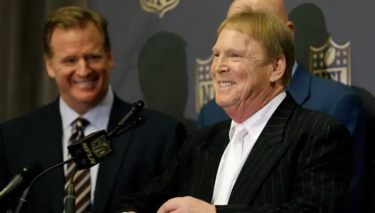 Raiders buscaría sede en Las Vegas