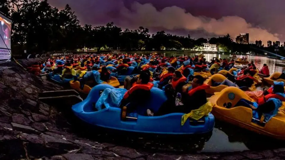 Cine llega al lago del Bosque de Aragón
