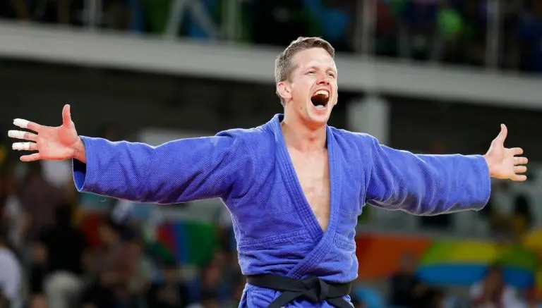 Judoca es asaltado en Copacabana tras colgarse el bronce
