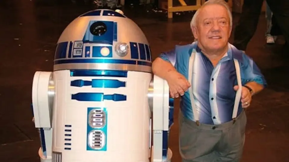 Fallece Kenny Baker, actor que dio vida a R2D2