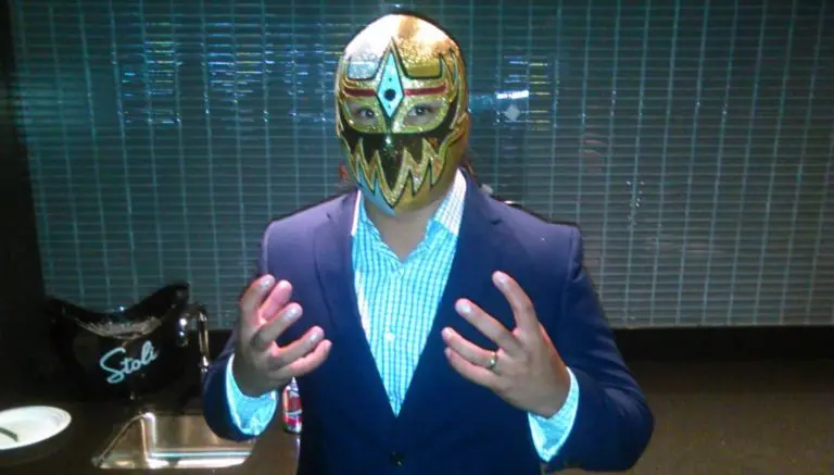 Gran Metalik, en promo de la división crucero de Raw