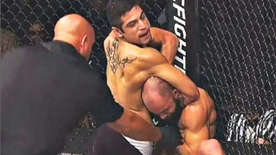 Mexicanos tienen complicada noche en UFC Hidalgo