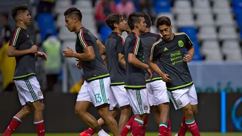 Cortan Himno Nacional Mexicano en el Tri-Argentina