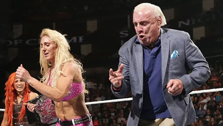 Charlotte, Campeona de Divas e 'hija de papi'
