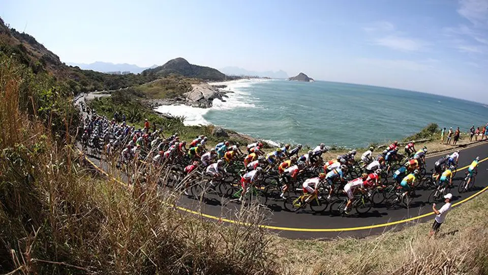 Luis Lemus, lejos de la meta en ciclismo de ruta en Río 2016