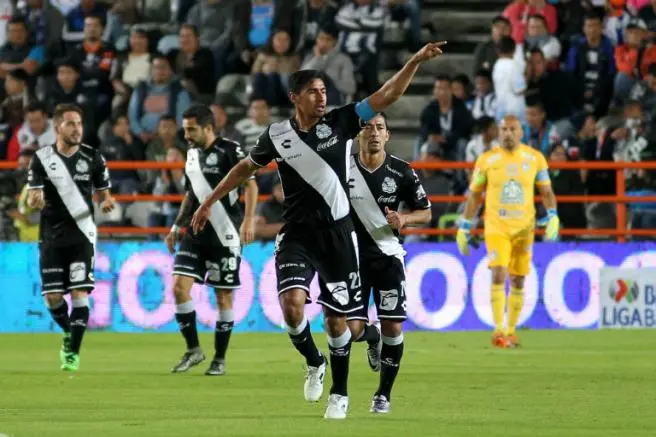 Gent y Puebla se unen para 'trollear' a  un medio