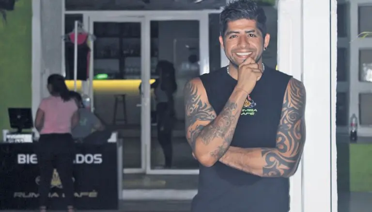 Exportero de Pumas ahora enseña a mover el 'bote'