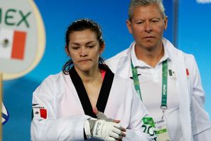 María Espinoza obtiene la medalla de Plata en taekwondo