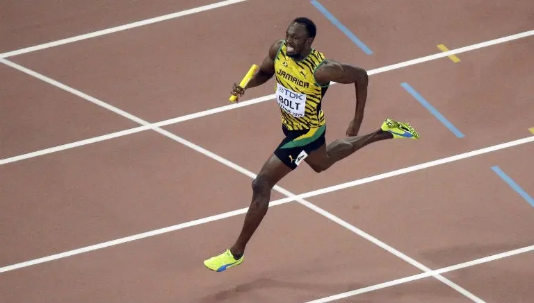 Bolt sufre desgarre y peligra su participación en JO