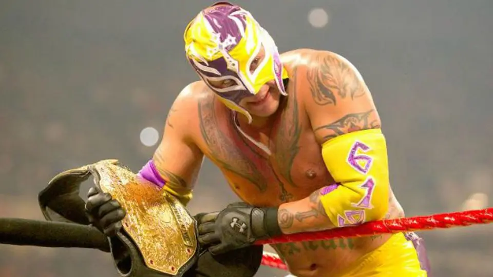 WWE recuerda las máscaras icónicas de la lucha libre