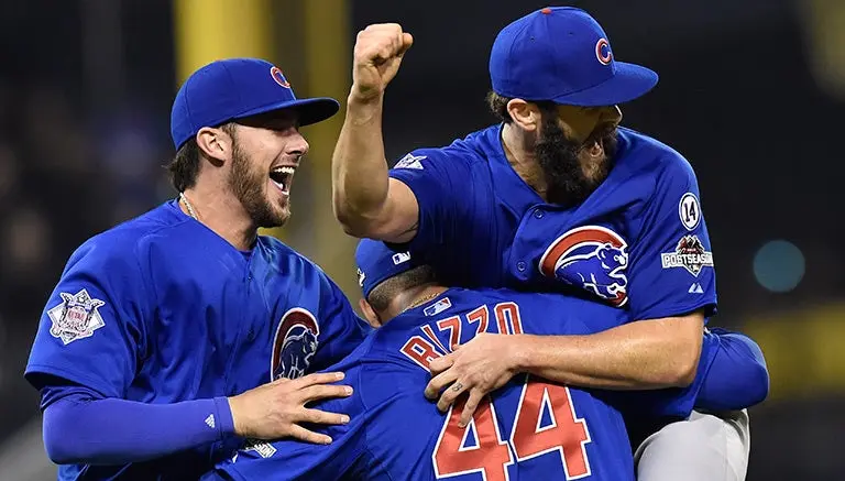Chicago silencia a Pittsburgh en duelo de comodines