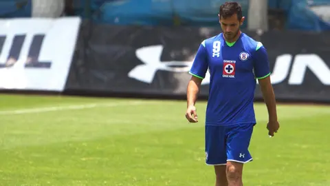 Roque llega al Olimpia y rescinde contrato con Cruz Azul