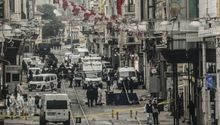 Atentado suicida deja 5 muertos y 36 heridos en Estambul