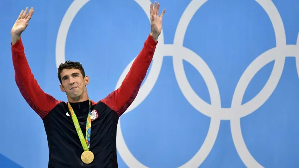 Phelps, 'Rey' de los 200 m combinados