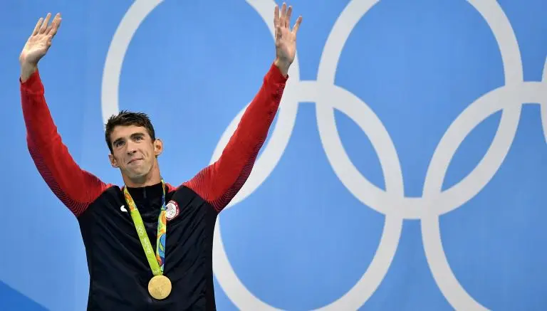 Phelps, 'Rey' de los 200 m combinados