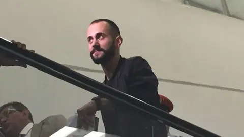 Víctor Vázquez llega a México para firmar con Cruz Azul