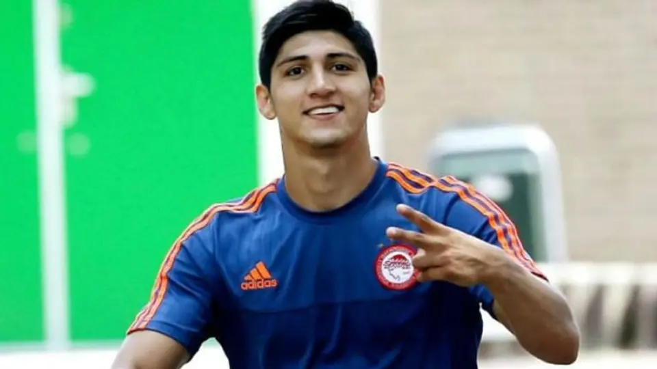 Olympiacos reserva su postura en caso Pulido