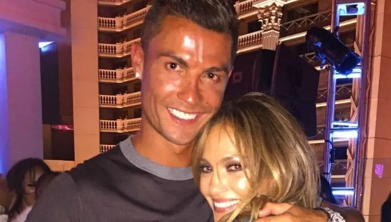 CR7 y Kim Kardashian se divierten en concierto de JLo