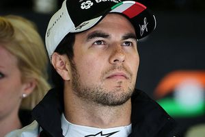 Checo Pérez, noveno en primera práctica de temporada