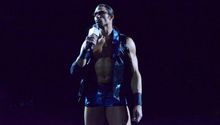 Adam Rose da susto en Mérida