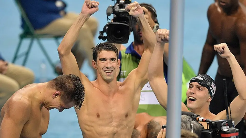 Phelps gana su decimonovena medalla de Oro en Olímpicos