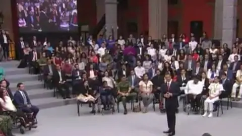 'Nadie me puede decir que plagié mi tesis': EPN